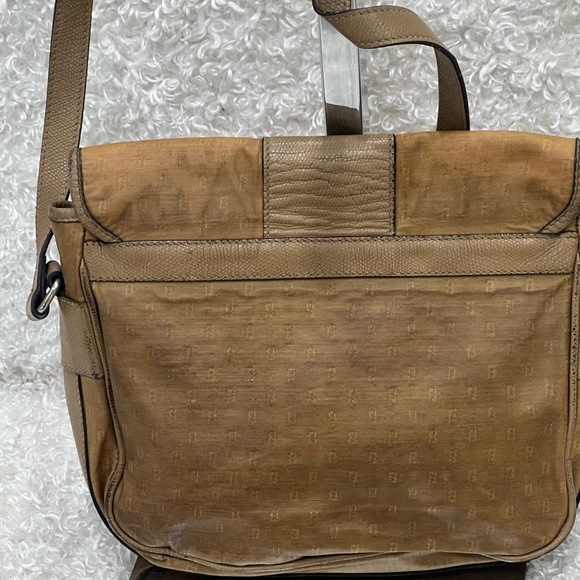 Fendi Women’s Crossbody Bag - Picture 7 of 16